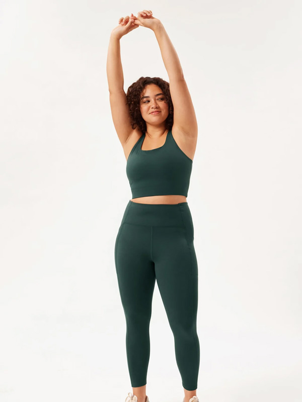PALOMA - Plus Size Topp fra Girlfriend Collective