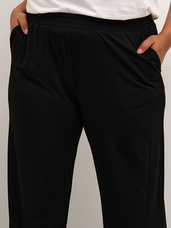 MALINA  - Plus Size Bukser fra Kaffe Curve