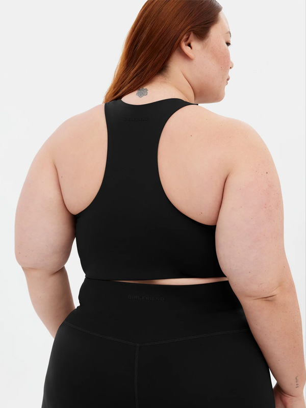 DYLAN - Plus Size Topp fra Girlfriend Collective