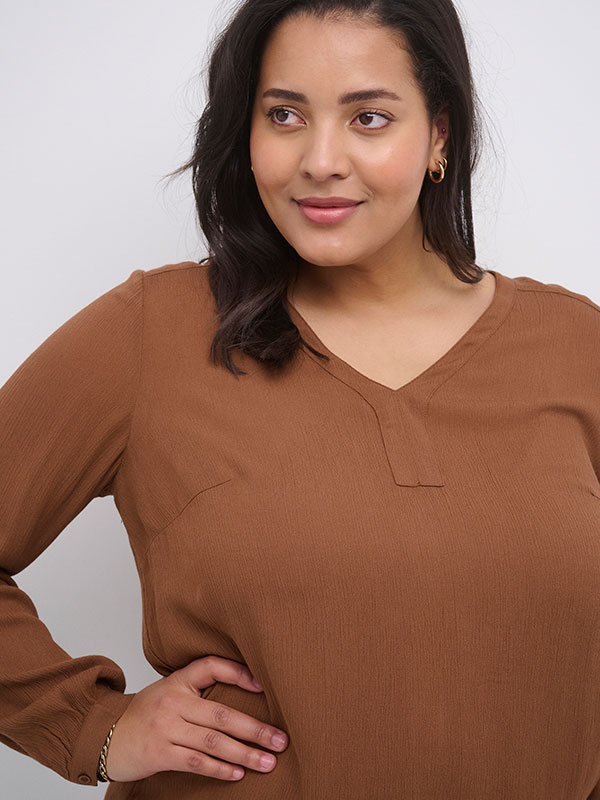 Bluse fra Kaffe Curve