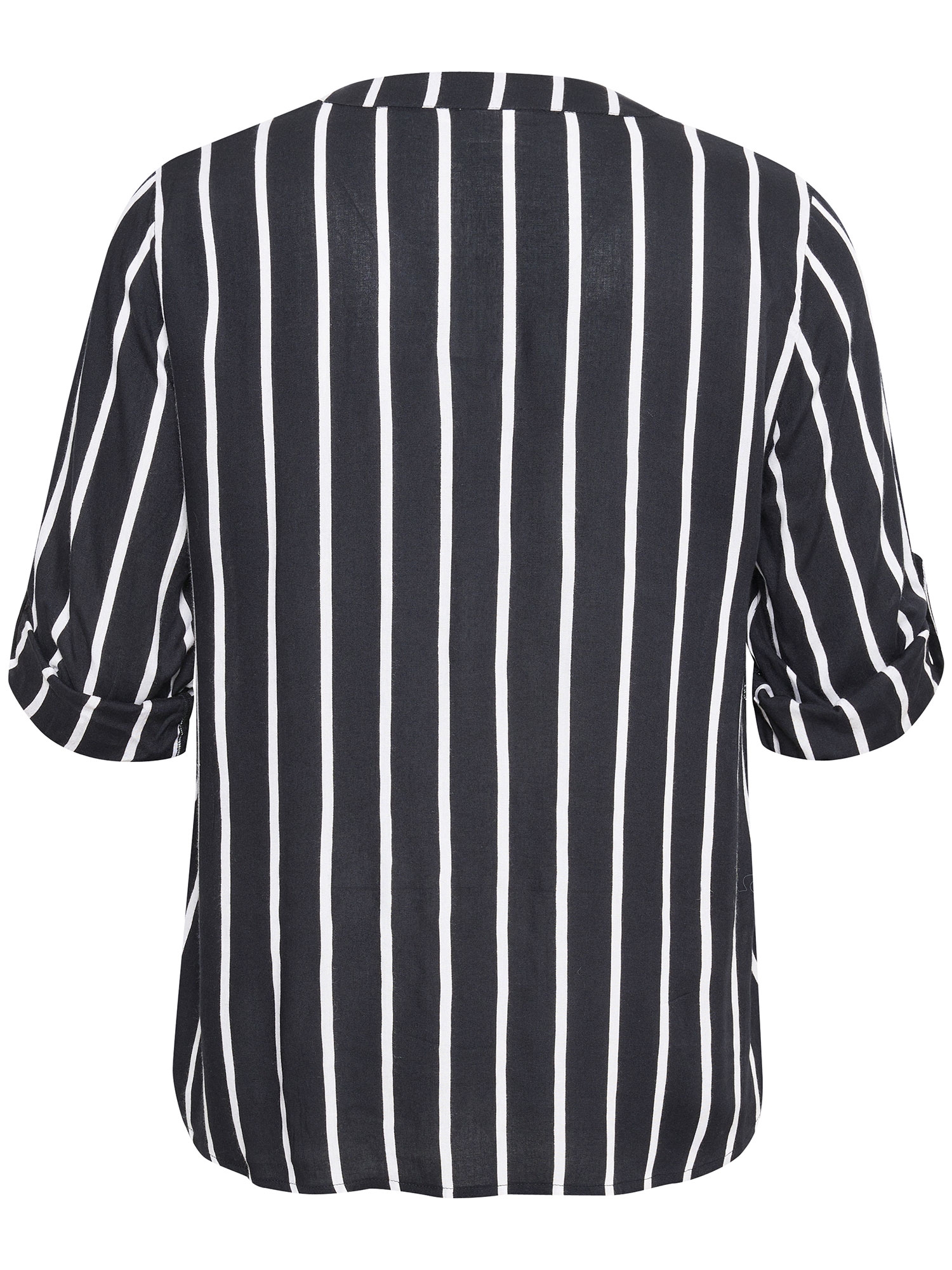 KC Sida - Viskoseskjorte med klassiske svarte og hvite striper fra Kaffe Curve