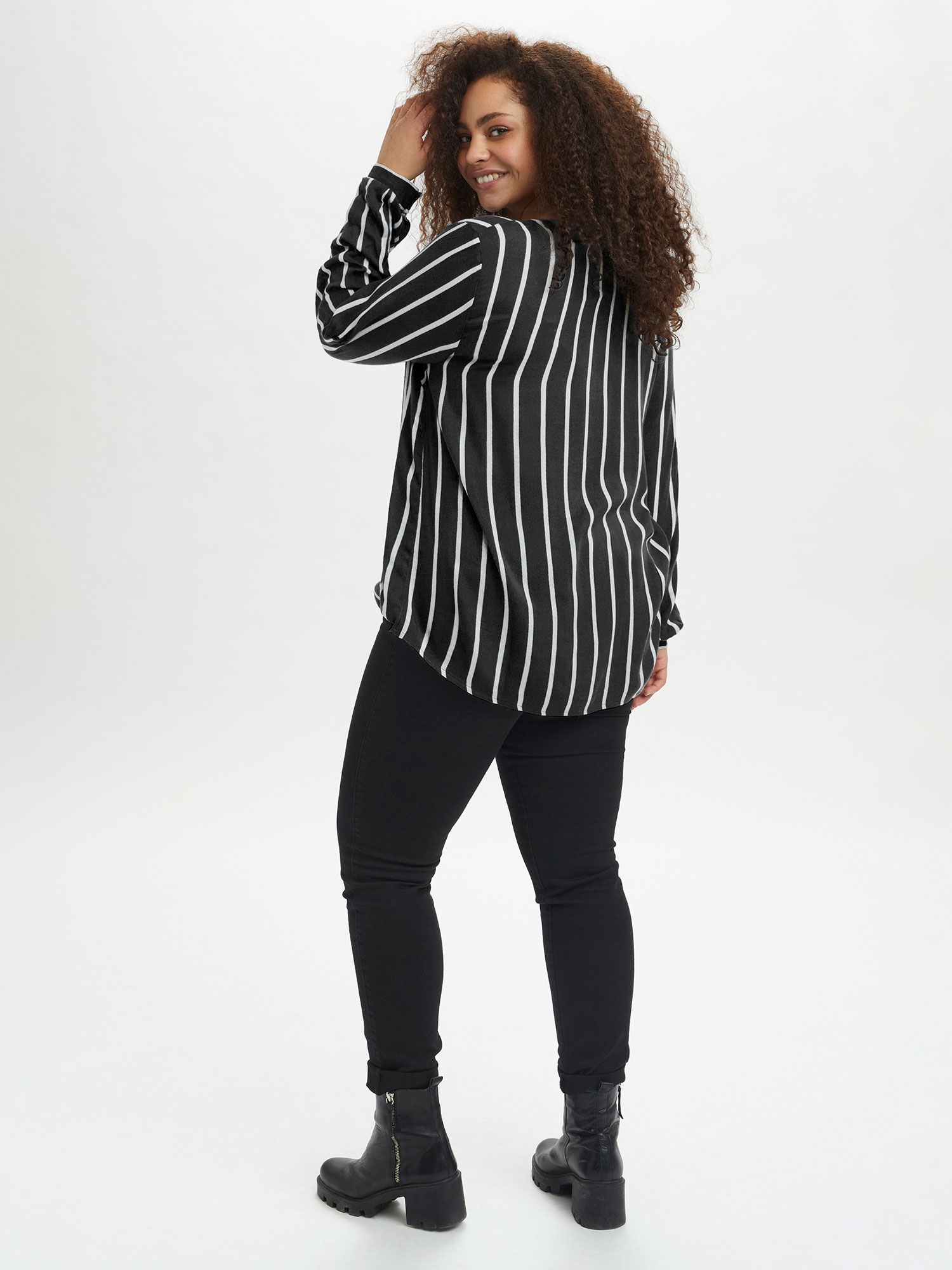 Bluse fra Kaffe Curve