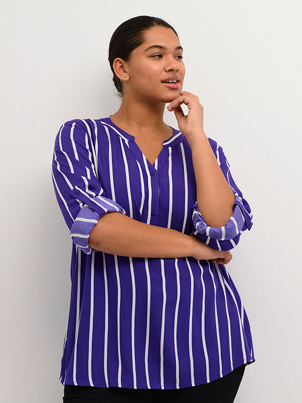 Bluse fra Kaffe Curve
