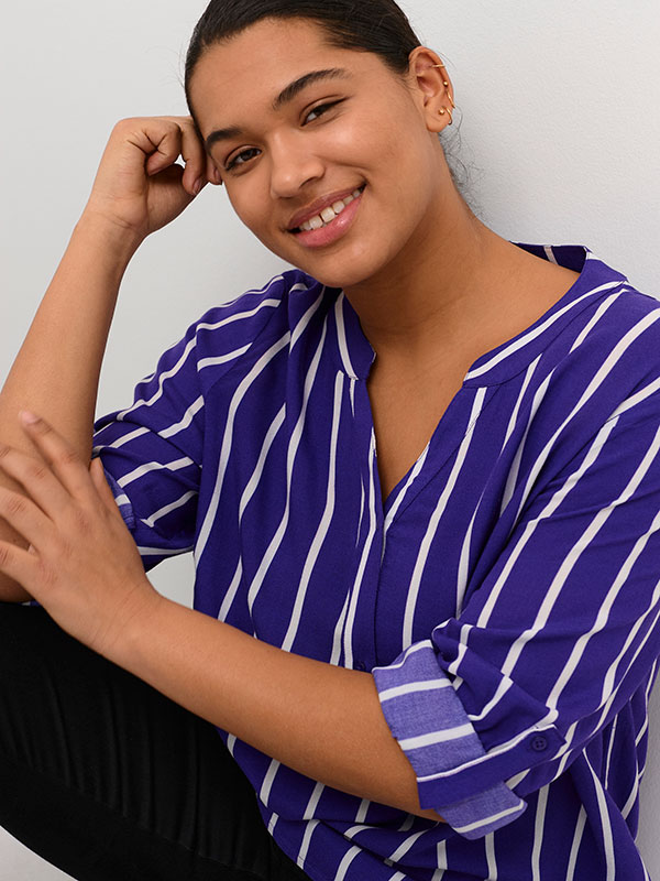 Bluse fra Kaffe Curve