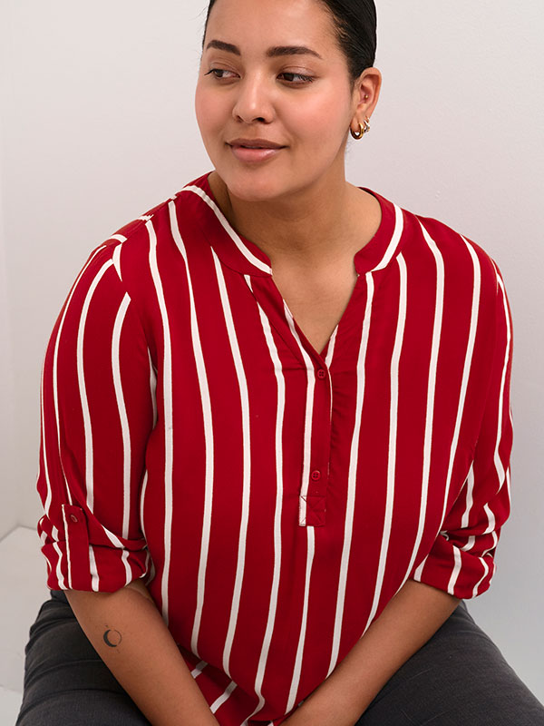 SIDA - Plus Size Bluse fra Kaffe Curve