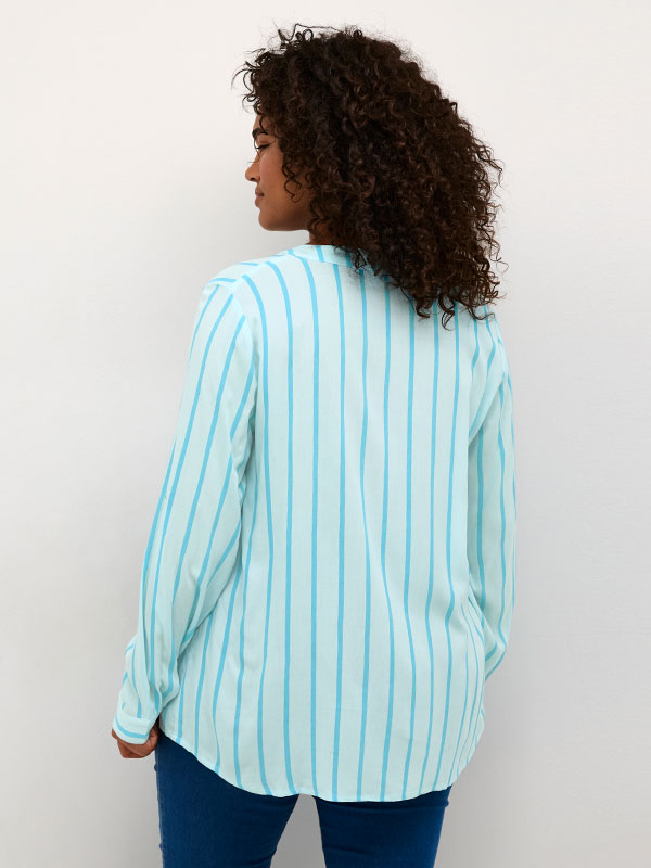 Bluse fra Kaffe Curve