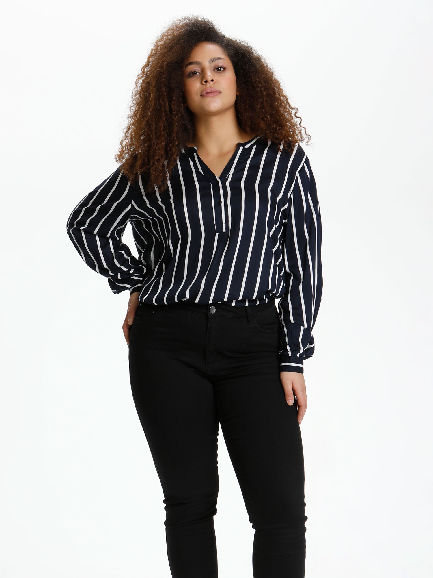Bluse fra Kaffe Curve
