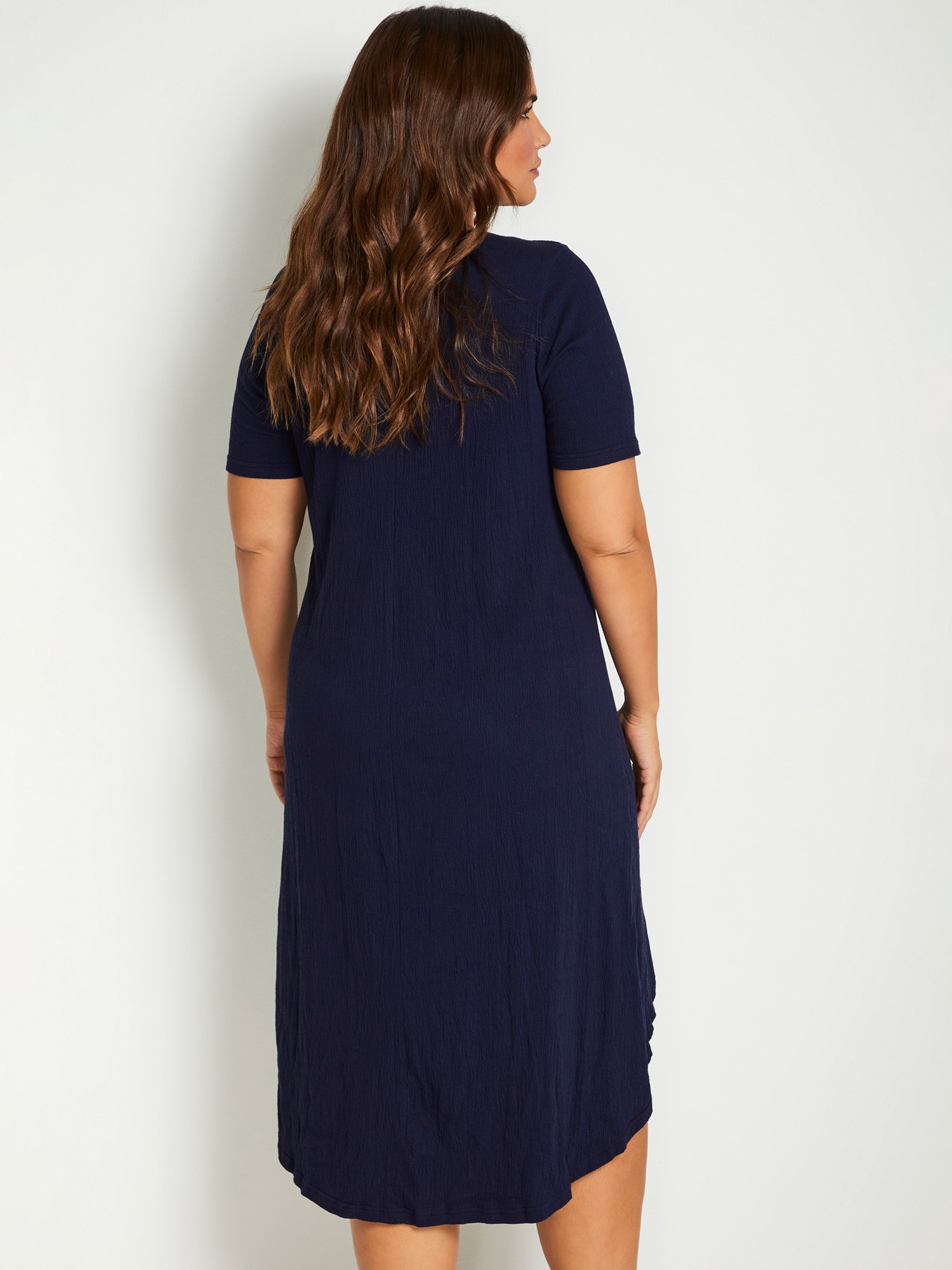 KCfabiala - mørkeblå kjole i stretch med crepet overflate fra Kaffe Curve