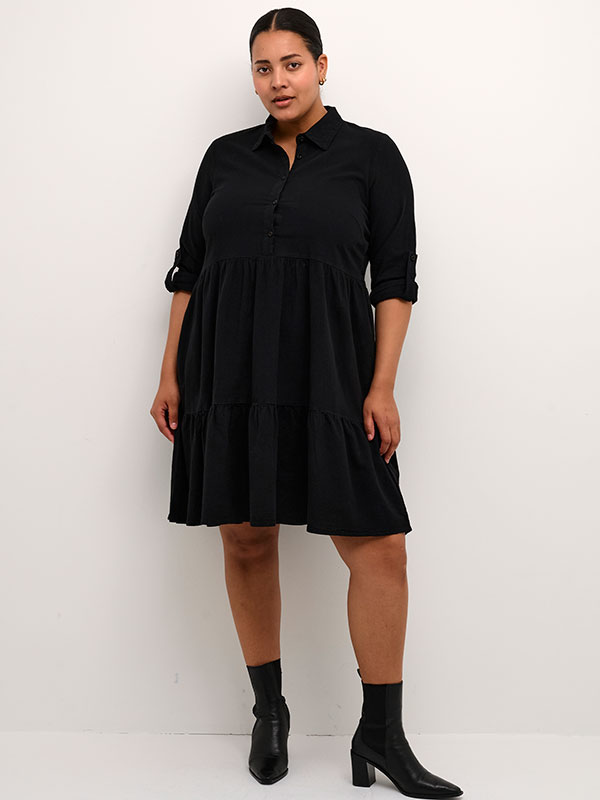 NANA  - Plus Size Kjole fra Kaffe Curve