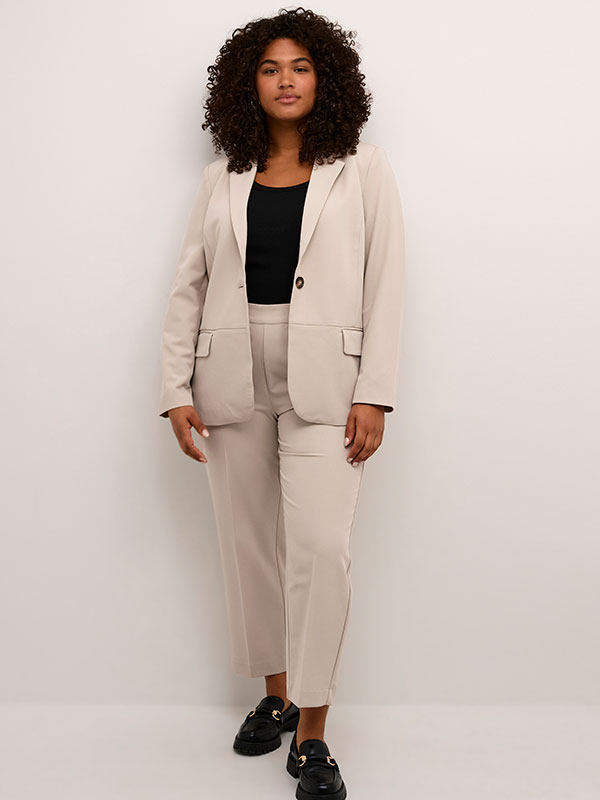SAKIRA - Plus Size Blazer fra Kaffe Curve