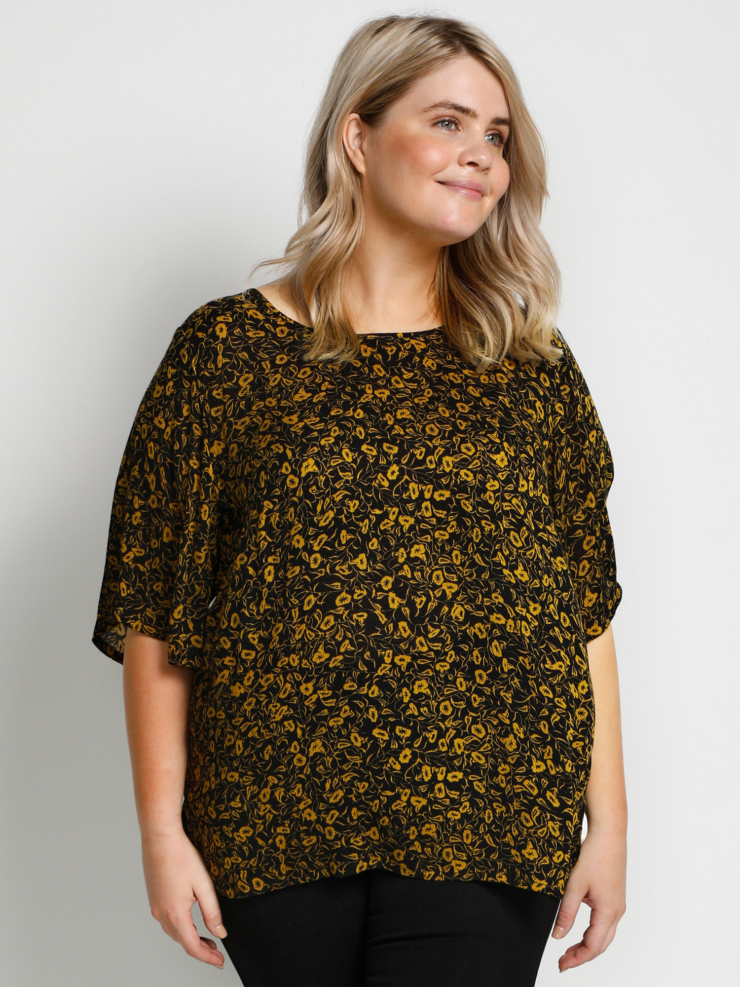 Bluse Med Flott Print fra Kaffe Curve