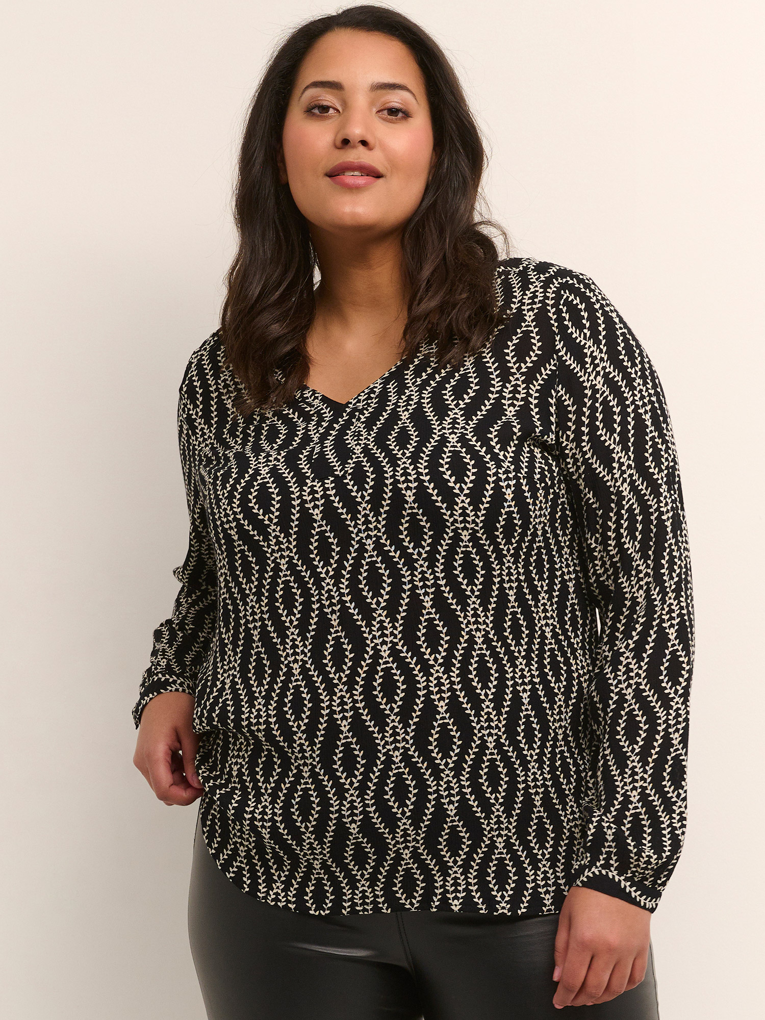 Bluse fra Kaffe Curve