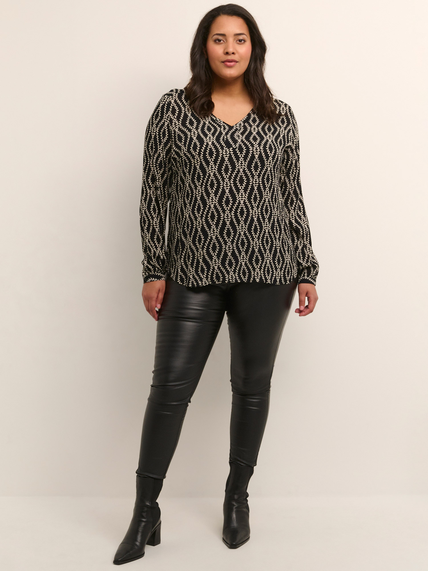 Bluse fra Kaffe Curve