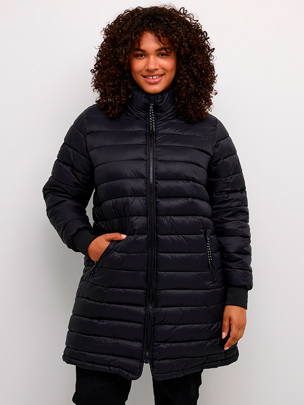 LINA  - Plus Size Jakke fra Kaffe Curve