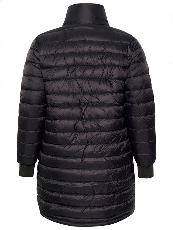 LINA  - Plus Size Jakke fra Kaffe Curve