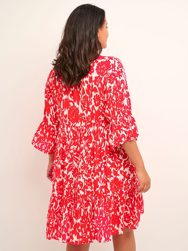 ELLA  - Plus Size Kjole fra Kaffe Curve