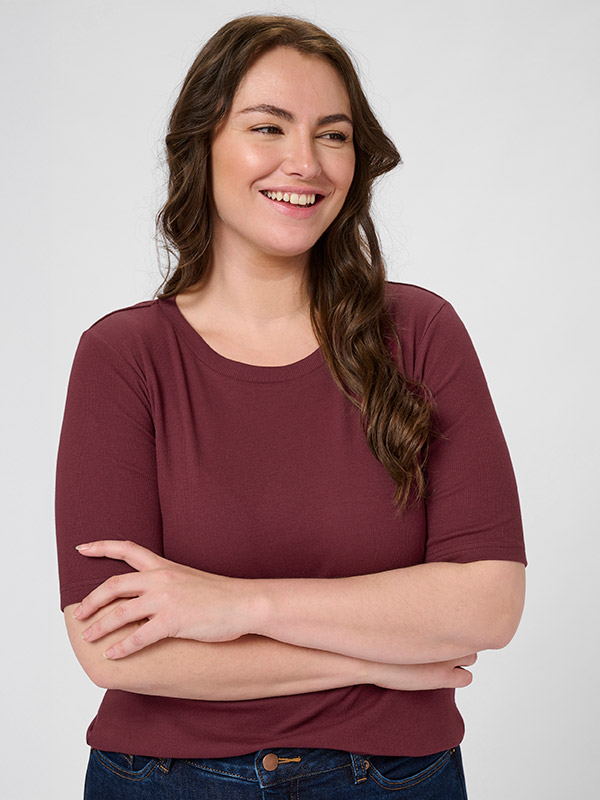 KCCARINA - Plus Size T-shirt fra Kaffe Curve