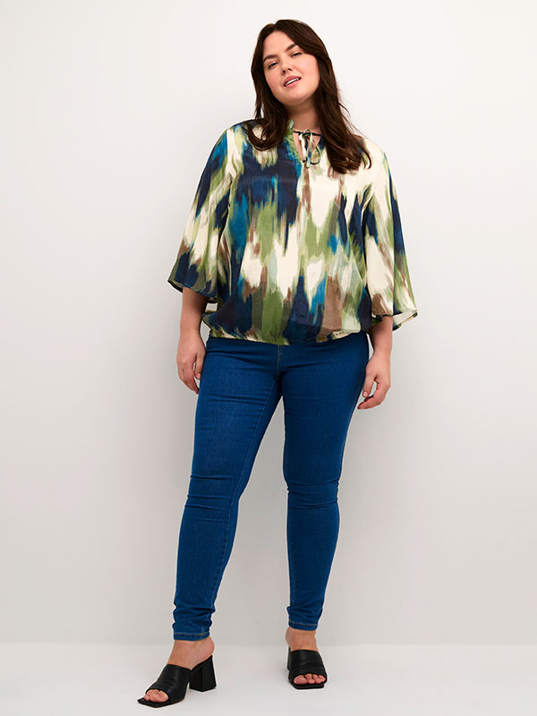 Bluse fra Kaffe Curve