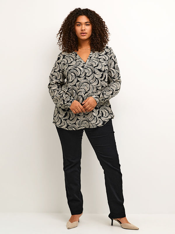 MIRTA  - Plus Size Bluse fra Kaffe Curve