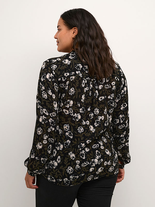 Bluse fra Kaffe Curve