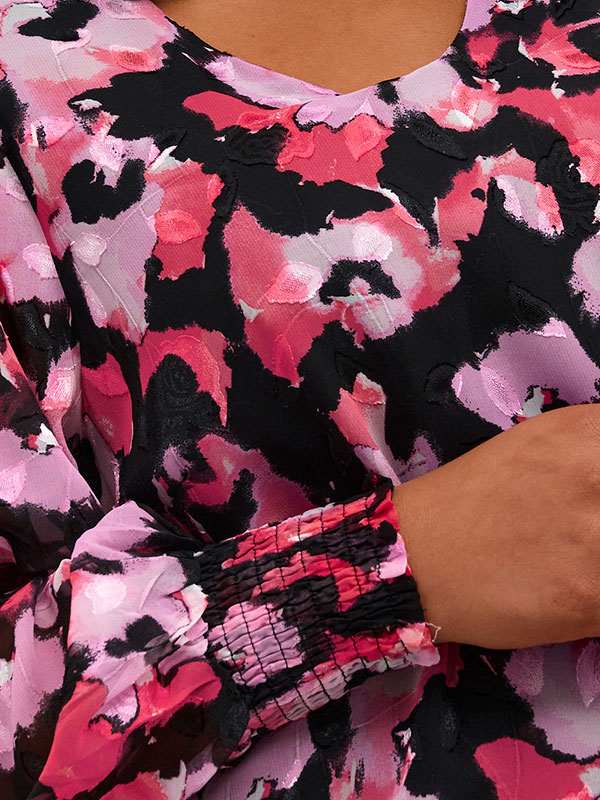 Kjole fra Kaffe Curve