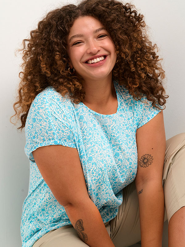 Bluse fra Kaffe Curve