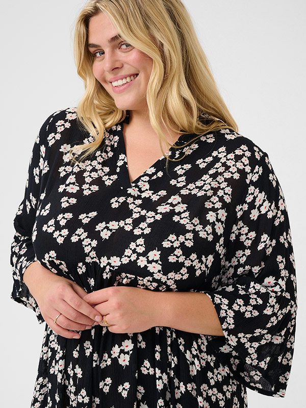KCAMI - Plus Size Kjole fra Kaffe Curve