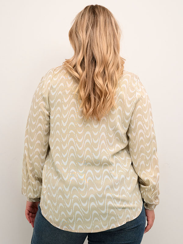 Bluse fra Kaffe Curve