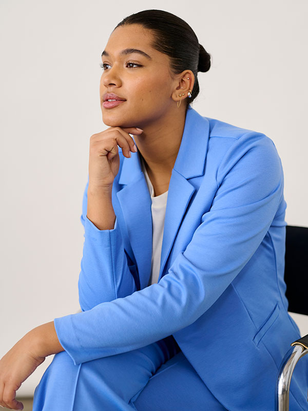 Blazer fra Kaffe Curve