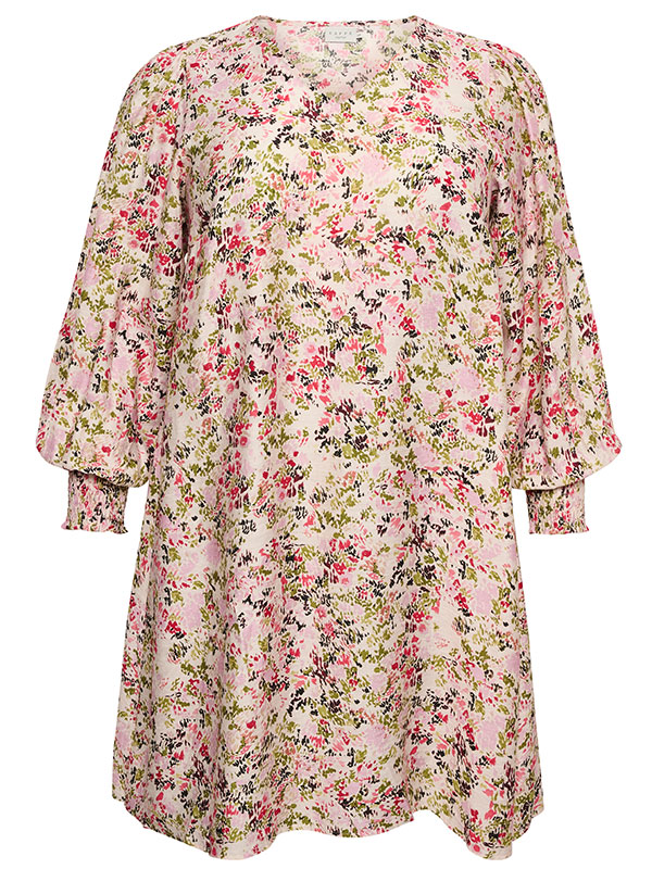 Kjole fra Kaffe Curve