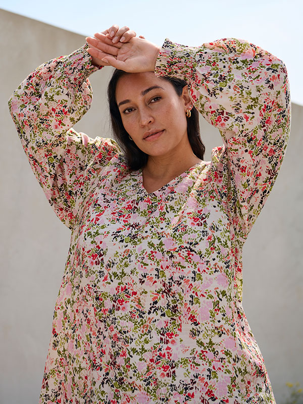 Kjole fra Kaffe Curve