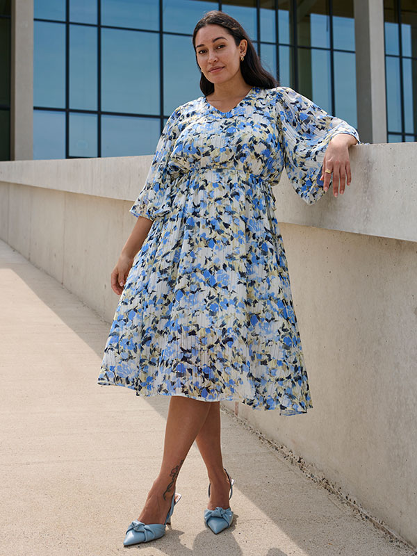 Kjole fra Kaffe Curve