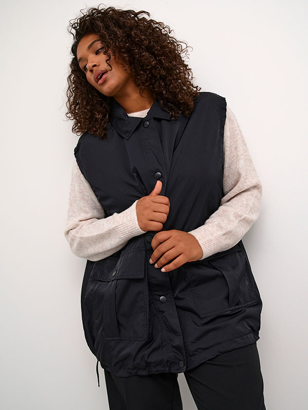 MILA - Plus Size Vest fra Kaffe Curve
