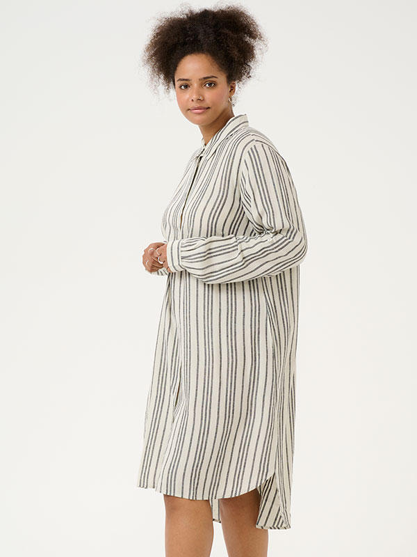 KCMILLE - Plus Size Kjole fra Kaffe Curve