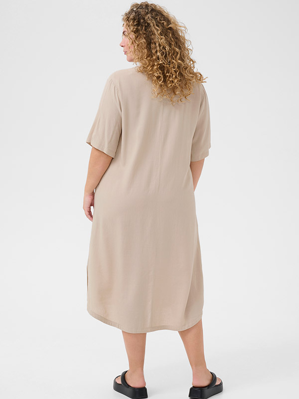 KCMILLE - Plus Size Kjole fra Kaffe Curve