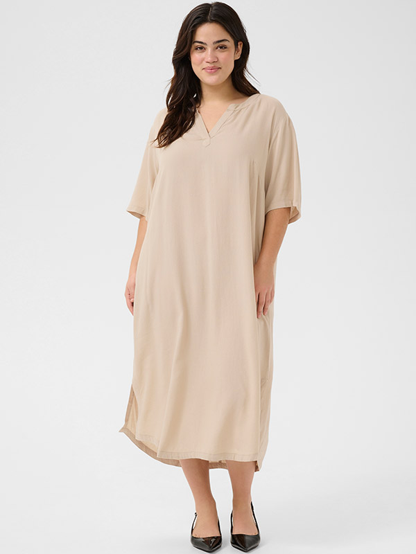 KCMILLE - Plus Size Kjole fra Kaffe Curve