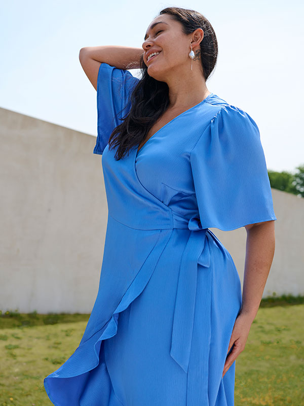 Kjole fra Kaffe Curve