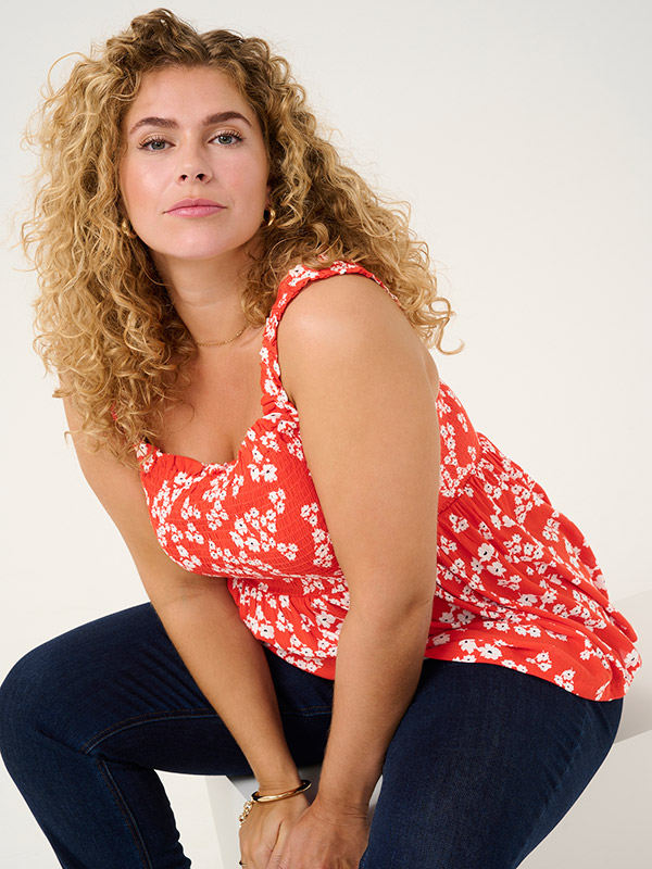 KCAMI - Plus Size Topp fra Kaffe Curve