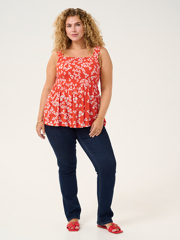 KCAMI - Plus Size Topp fra Kaffe Curve