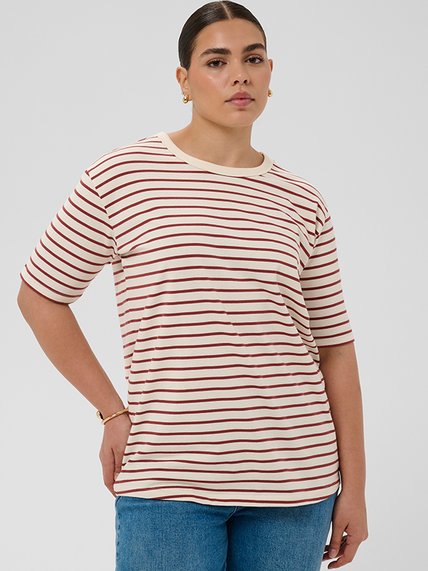 KCWINNI - Plus Size T-skjorte fra Kaffe Curve