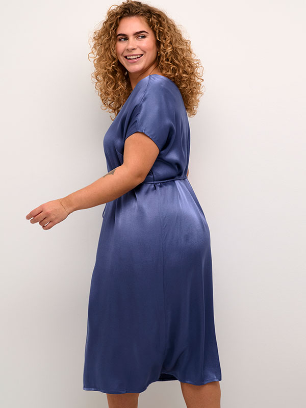 KCKANA - Plus Size Kjole fra Kaffe Curve