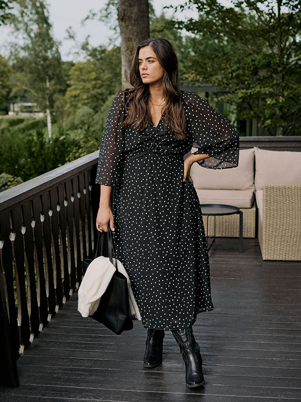 KCSALLIE - Plus Size Kjole fra Kaffe Curve