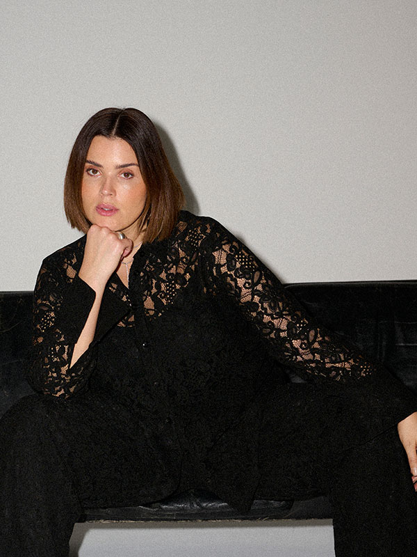 KCNELINA - Plus Size Skjorte fra Kaffe Curve
