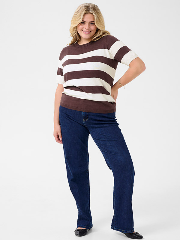 KCLIZZY - Plus Size T-shirt fra Kaffe Curve