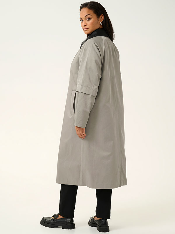 KCSANNA - Plus Size Frakk fra Kaffe Curve