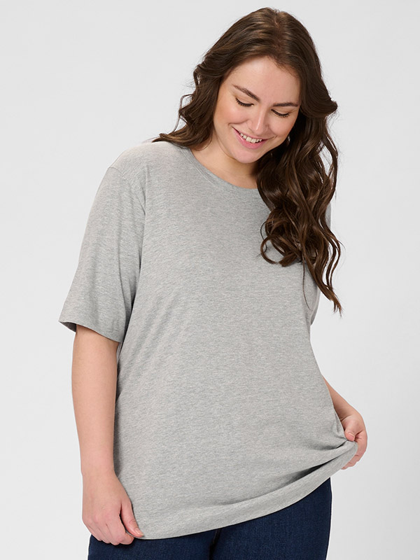 KCMINA - Plus Size T-shirt fra Kaffe Curve
