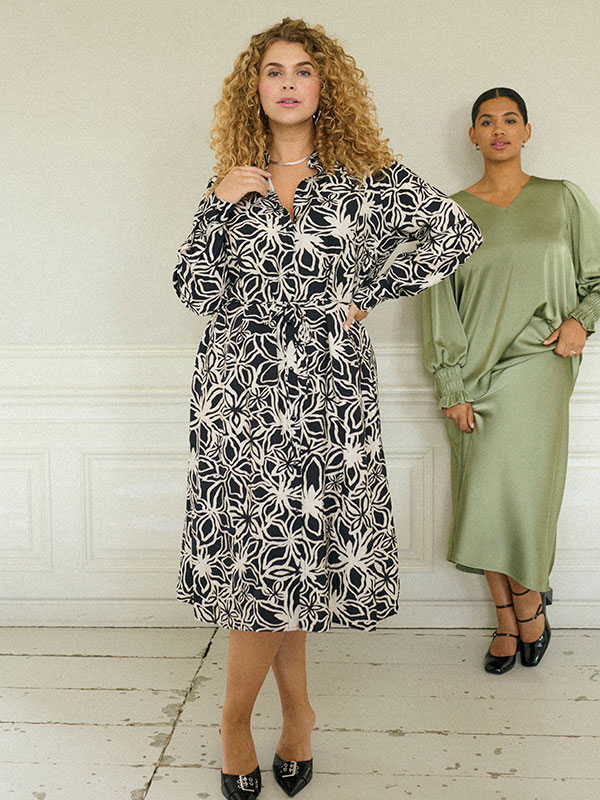 KCHALIAH - Plus Size Kjole fra Kaffe Curve