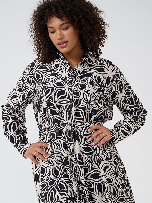 KCHALIAH - Plus Size Kjole fra Kaffe Curve