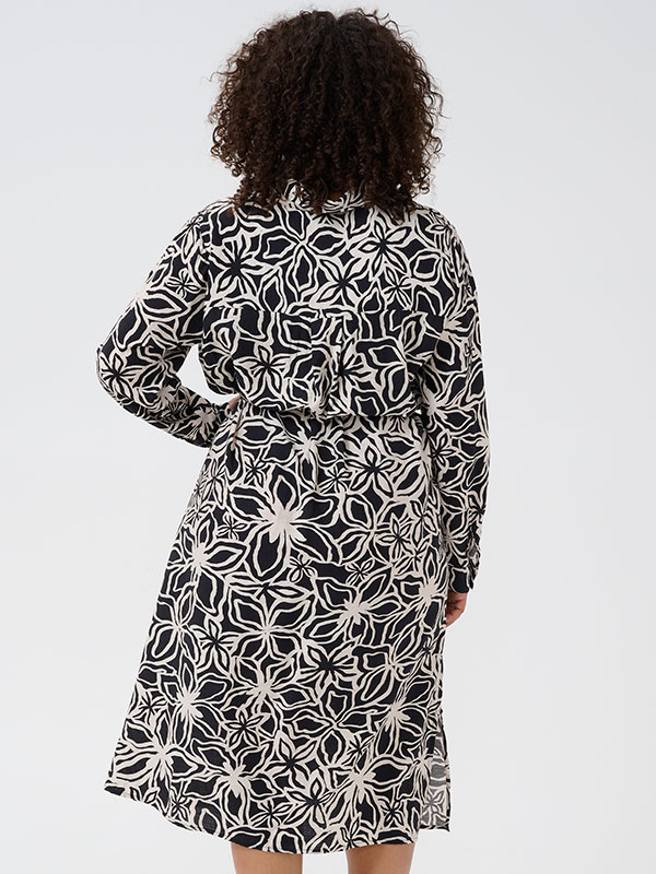 KCHALIAH - Plus Size Kjole fra Kaffe Curve