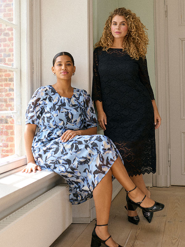 KCJAIDA - Plus Size Kjole fra Kaffe Curve